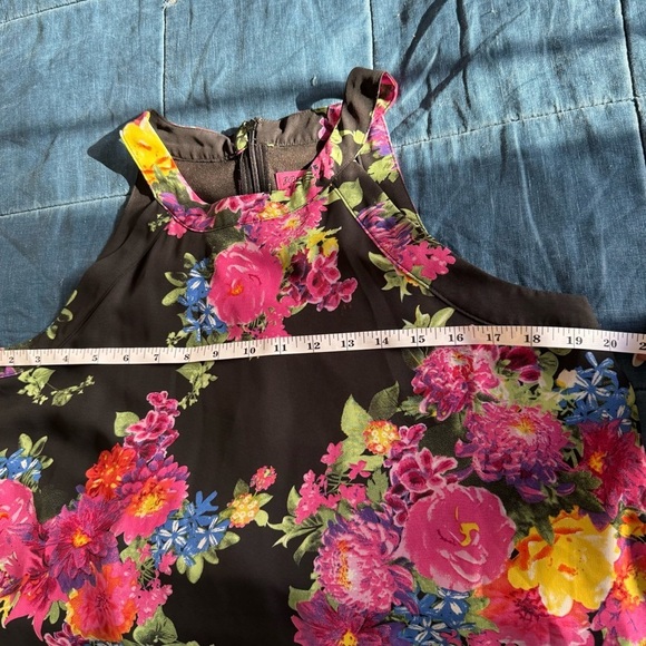 Betsey Johnson  Halter Shift A Line Floral Dress Size 12 - Picture 5 of 9